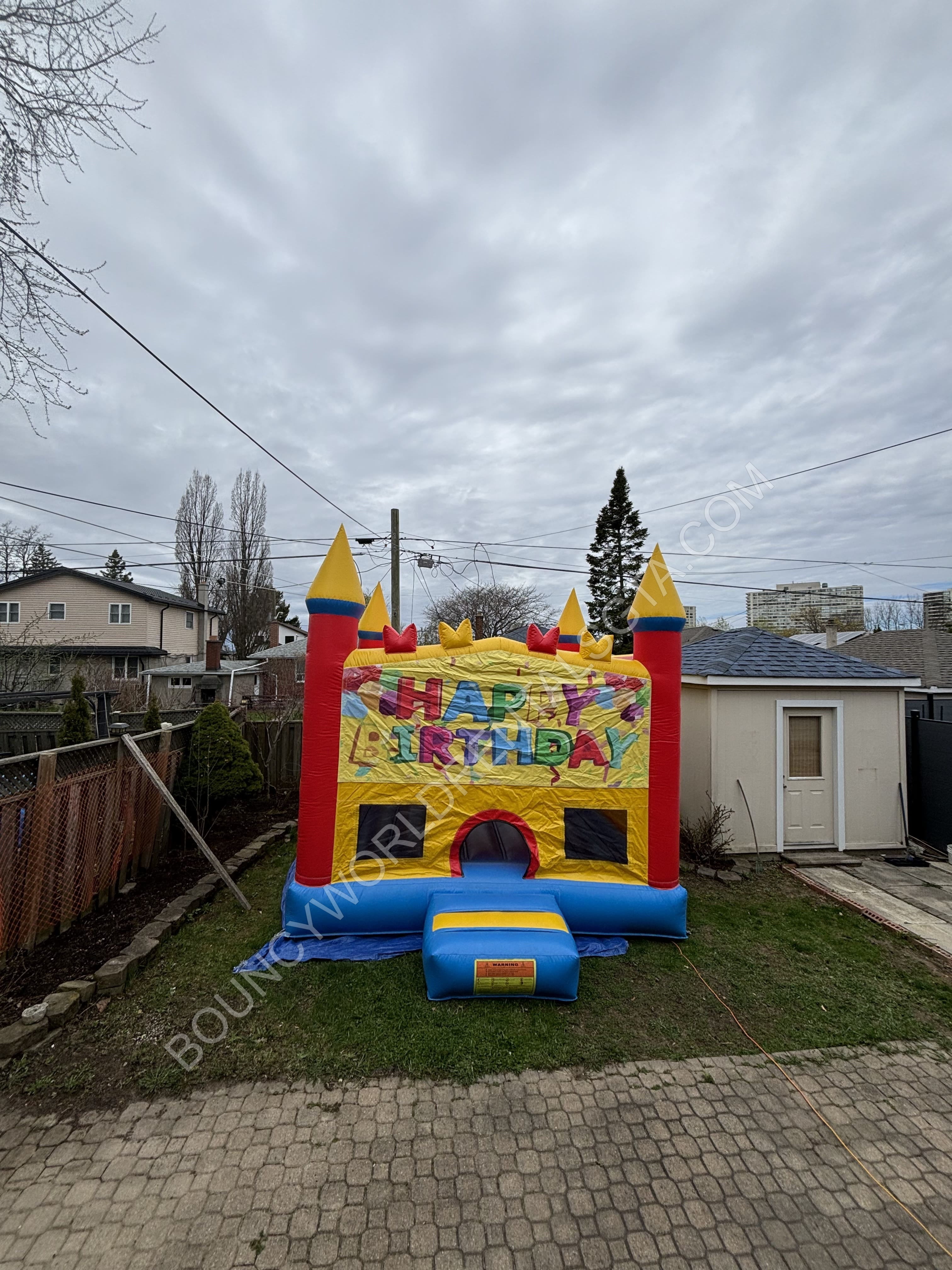 Confetti Kingdom bouncy castle